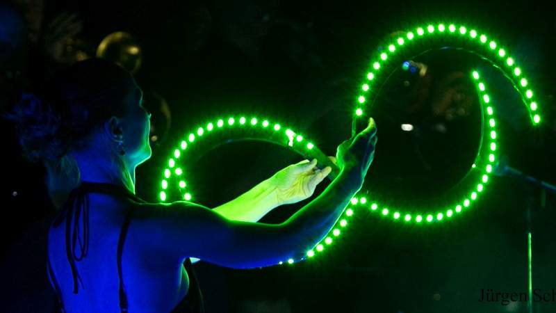 Licht und LED Show / Schwarzlichtshow