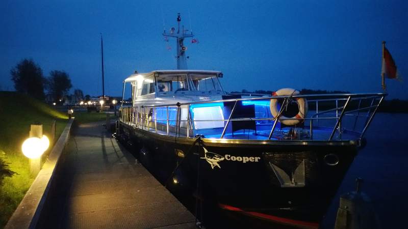 Strategieklausur auf Motoryacht, Niederlande