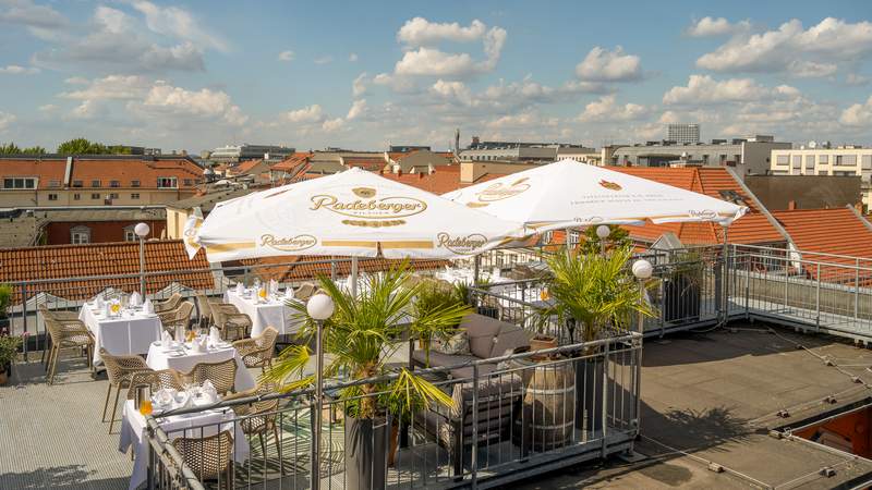 BBQ-Sommerparty in exklusiver Rooftopbar