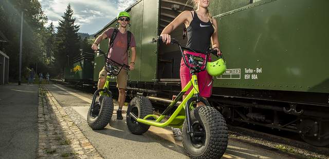 Monsterroller & Dampfeisenbahn
