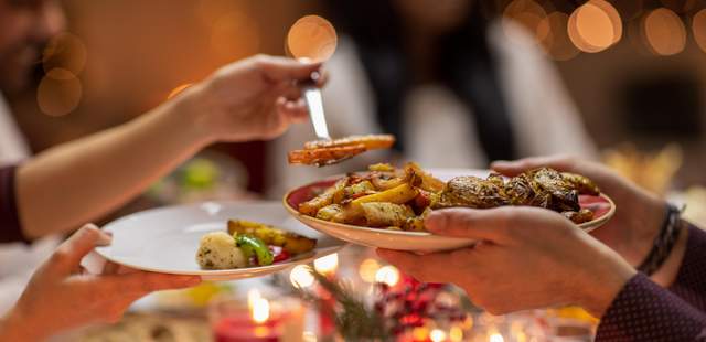 Weihnachtsessen in der Gruppe Weihnachtsessen gemeinsam