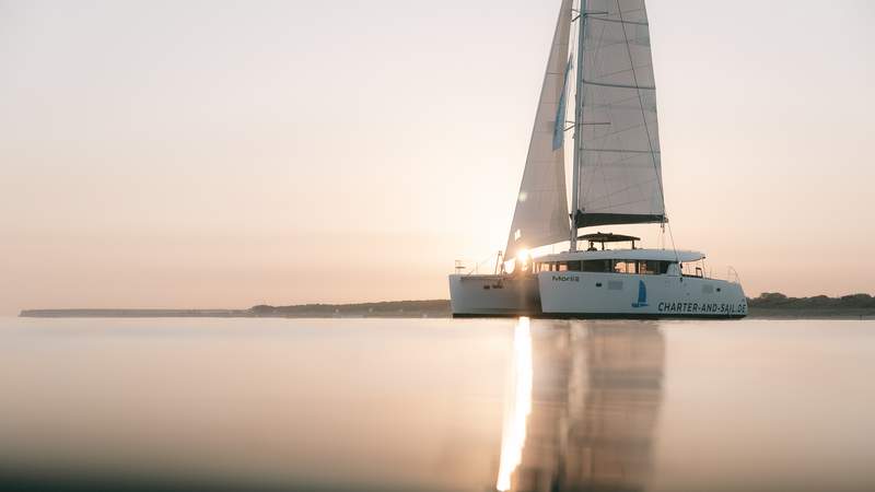 Segeln in der Flotte mit Regatta