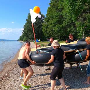 Abenteuer Floßbau im Team