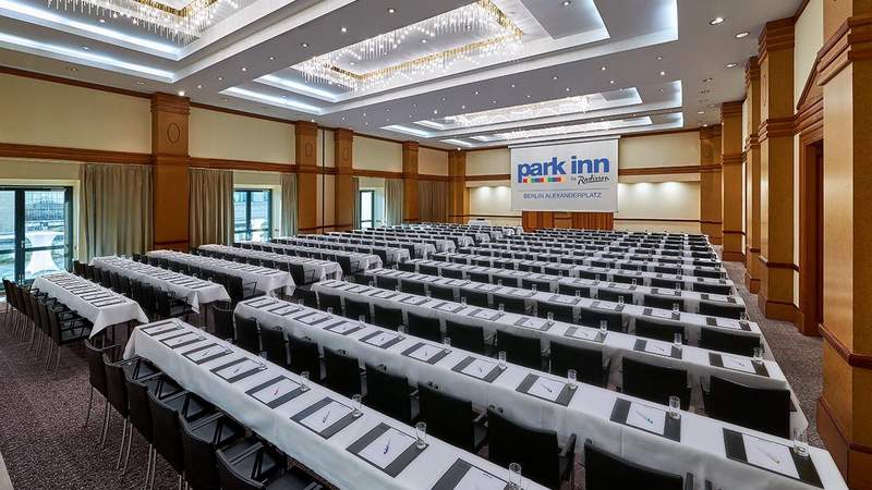 Park Inn by Radisson Berlin-Alexanderplatz