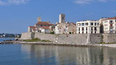 Incentivereise Frankreich Cote d'Azur Stadtmauer