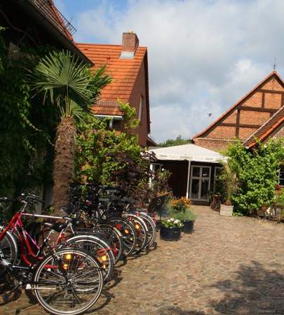 Antik Hotel Alte Försterei – Kloster Zinna