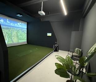 Next Golf Simulator Box Golf, Golfsimulator, Trackman