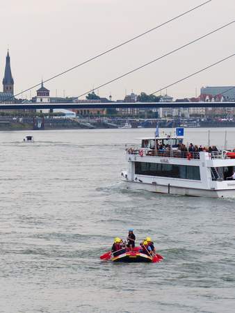 Rafting auf dem Rhein
