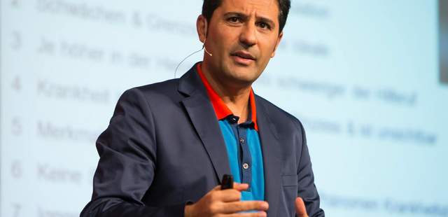 FIFA & Bundesliga Schiedsrichter Babak Rafati