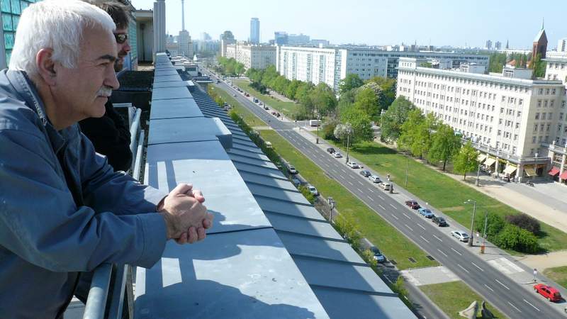 Blick über Berlin von der Dachterrasse der Karl-Marx-Allee
