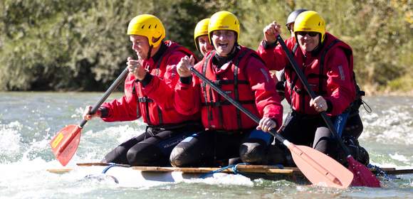 Floßbau Teamevent in Lenggries