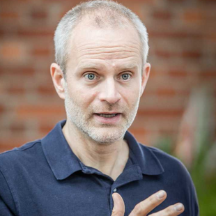 Dr. Stefan Klaußner