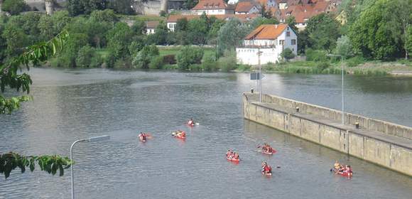 Neckar-Kanutour mit BBQ und Bogenschießen