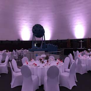 Gala-Bestuhlung im Zeiss Planetarium Jena Galaktisches Dinner