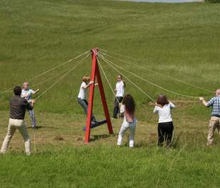 Teambuilding auf dem Gutshof Teambuilding Team Event Bauernhof Land