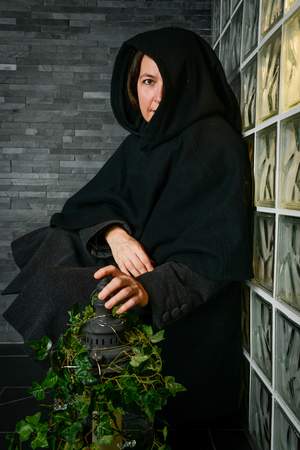 Folgt mir durch die Dunkelheit. Lady in Black