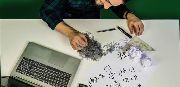 Spaß bei der Paperclip Challenge von teamazing