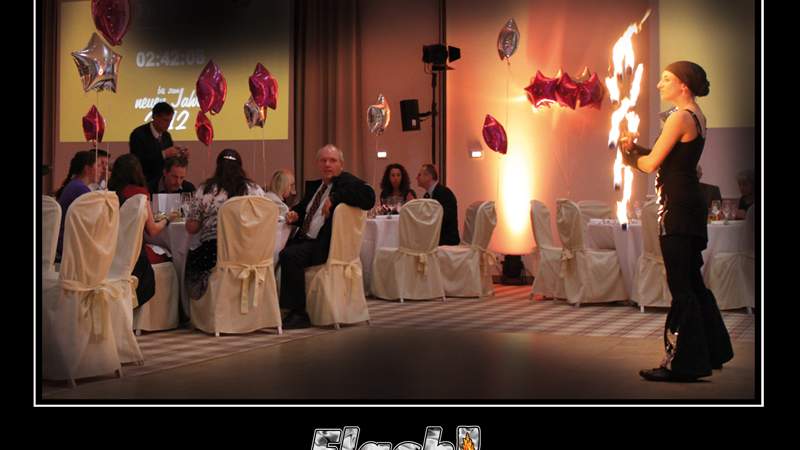 Flash! – Das feurige Dinnerarrangement