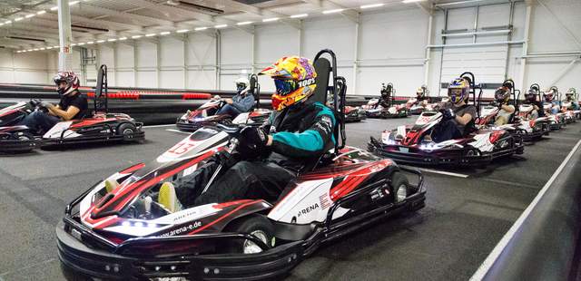 E-Kart fahren in der Arena E