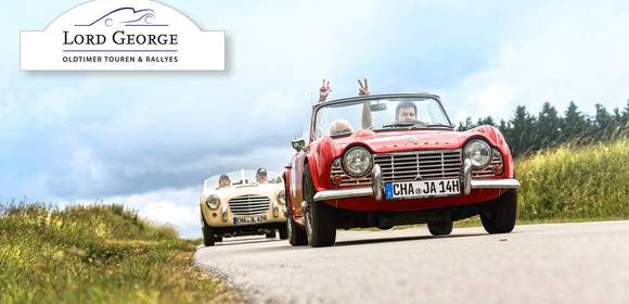 Triumph TR4 bei einer Rallye