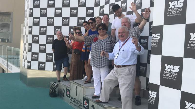 Abu Dhabi - zwischen Kultur und Sport