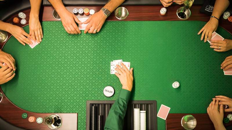 Probieren Sie sich an Poker, Black Jack oder Roulette
