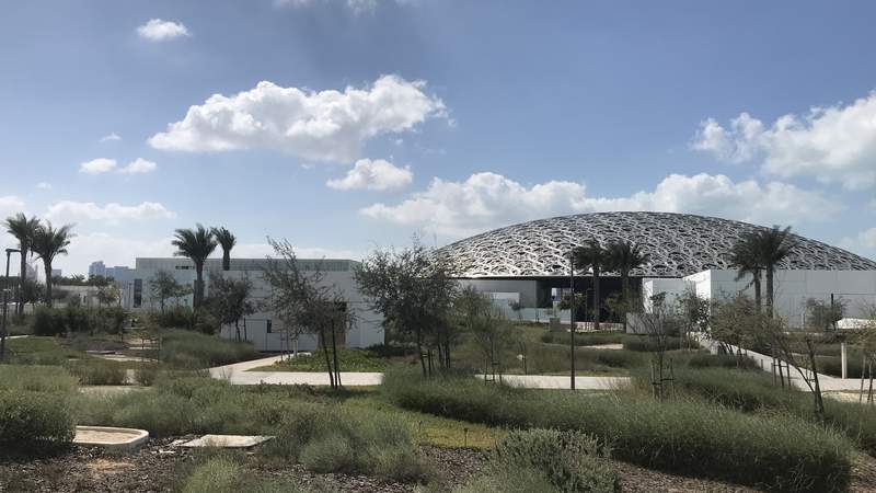 Abu Dhabi - zwischen Kultur und Sport