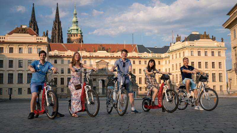 Kurztrip mit Go-Kart-Bau und Gourmet in Prag