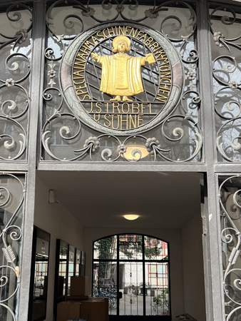 Alte Nähmaschinenfabrik im Westend