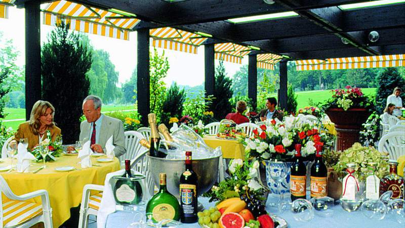 Ramada Terrasse Ramada Nürnberg Parkhotel