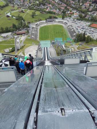 Führung auf die Olympia Skisprungschanze!