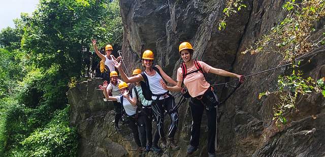 Teamausflug auf dem Klettersteig in Boppard