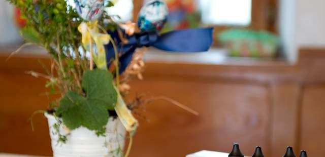 Bastelmaterialien Osterwerkstatt auf der Alm