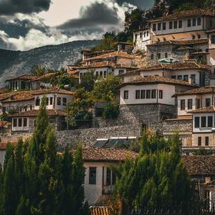Albanien – Kultur & Küste erleben