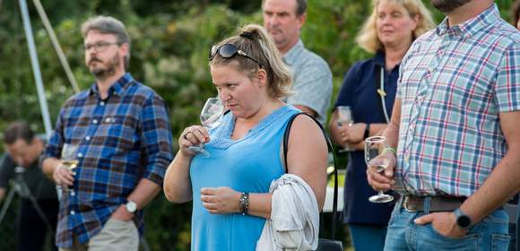 Weinprobe im Weinberg Kinheim