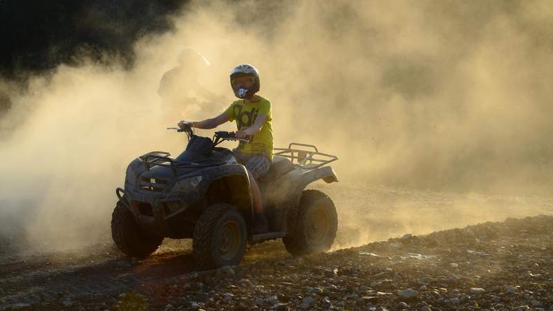 Offroad-Tour mit Geländewagen & Quad