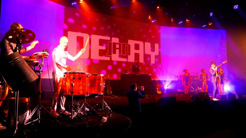 DJplus meets LED Drum Show Jan Delay