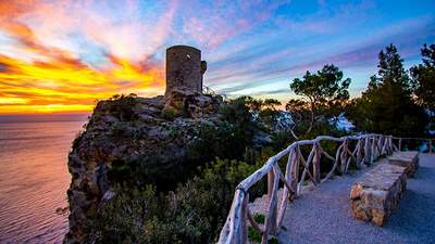Incentive Reise Balearen Spanien Mallorca alter Turm
