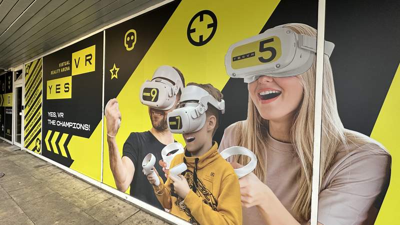 Free Walk Spiel in der VR Arena Free Walk Spiel in der VR Arena