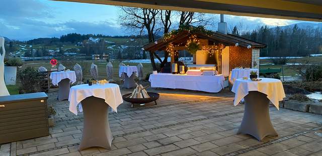 Weihnachtsfeier mit Übernachtung Weihnachtsfeier mit Übernachtung