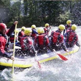 Rafting - außergewöhnliches Teamerlebnis Rafting - außergewöhnliches Teamerlebnis