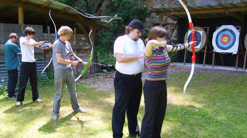 Teambuilding mit Bogenschießen Aktion