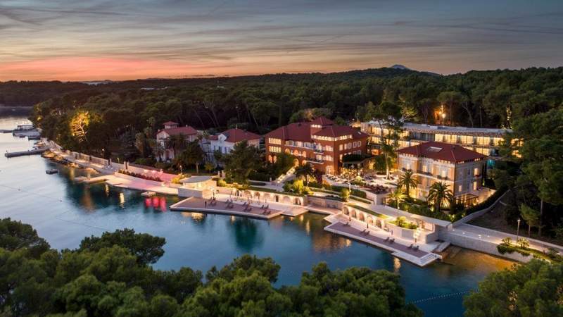 Cikat Bay Mali Lošinj Island Escape