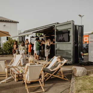 Containerbar Catering für Firmenveranstaltung