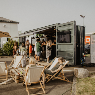 Schorlekönig Containerbar Catering für Firmenveranstaltung