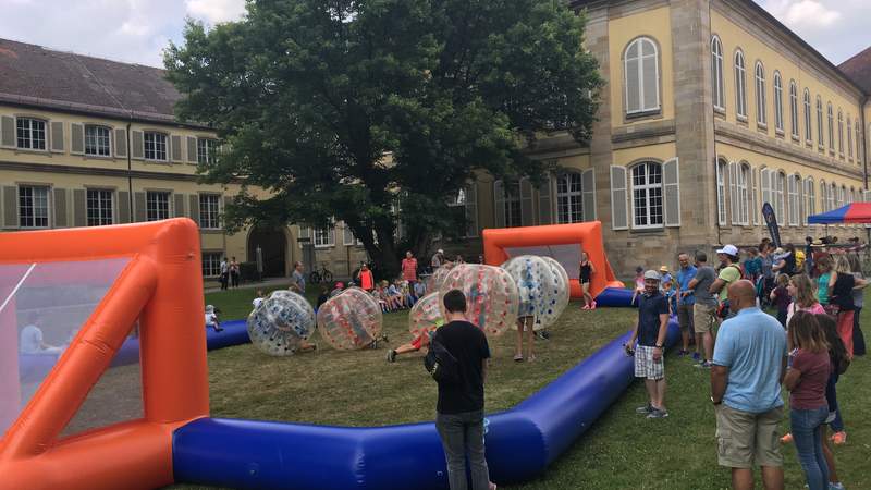 Hüpfburg war gestern - Bubble Arena heute!