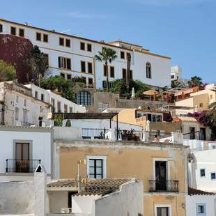 Ibiza's Kultur und Natur entdecken