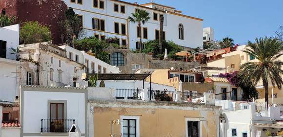 Ibiza's Kultur und Natur entdecken