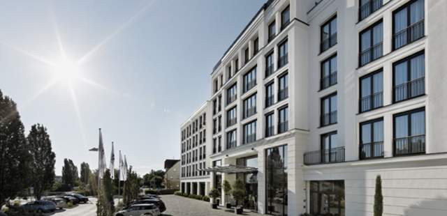 Aussenansicht Parkhotel Stuttgart Messe-Airport