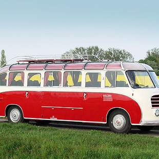 Nostalgie-Bus Genuss im Nostalgie-Weinbus